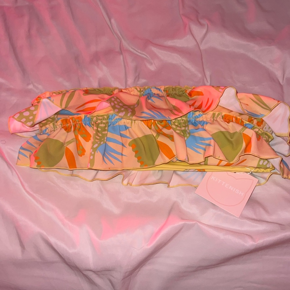 New with tags kittenish bikini top